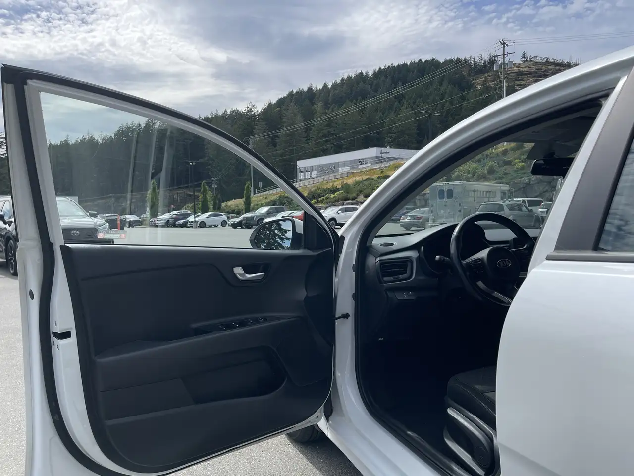 Kia Rio снимка Kia Rio