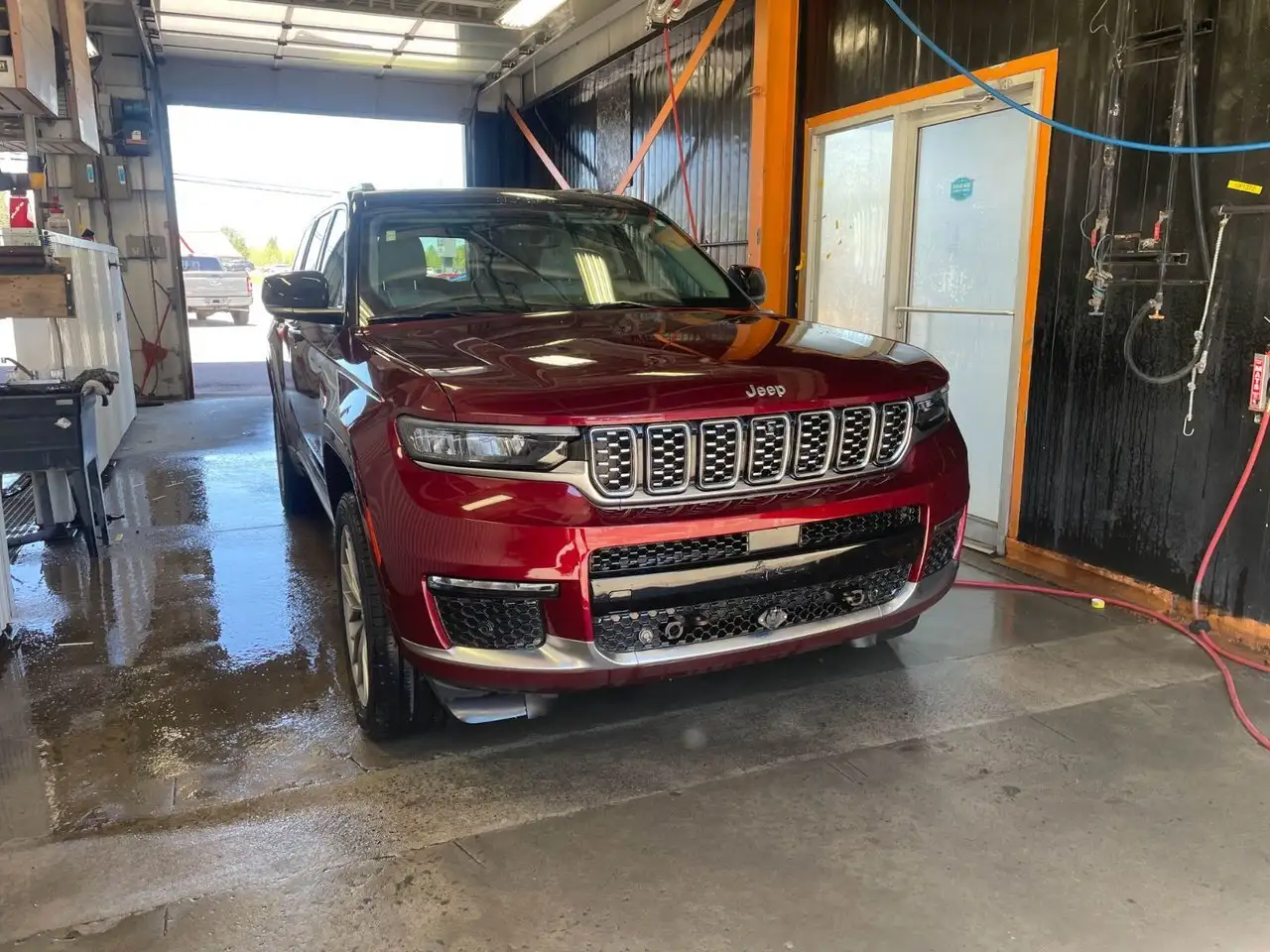 Jeep Grand Cherokee снимка Jeep Grand Cherokee
