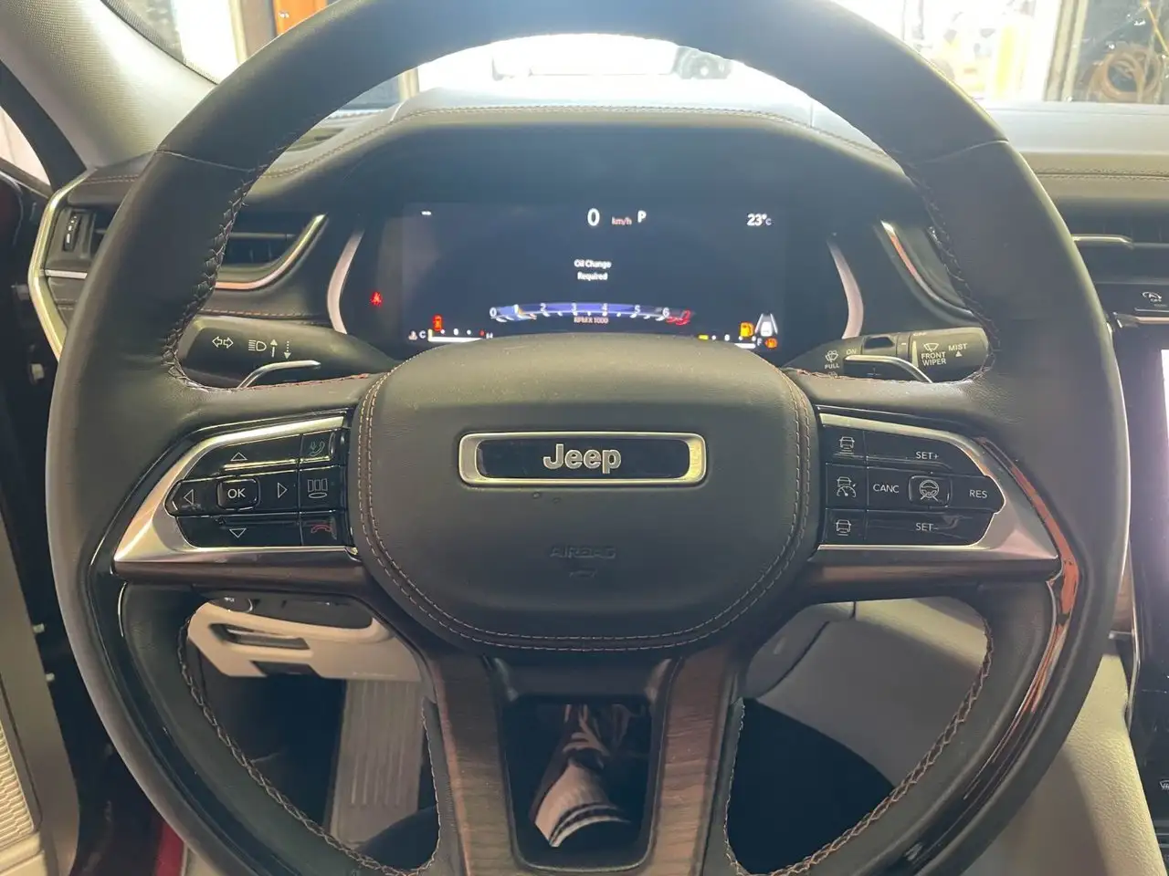 Jeep Grand Cherokee снимка Jeep Grand Cherokee
