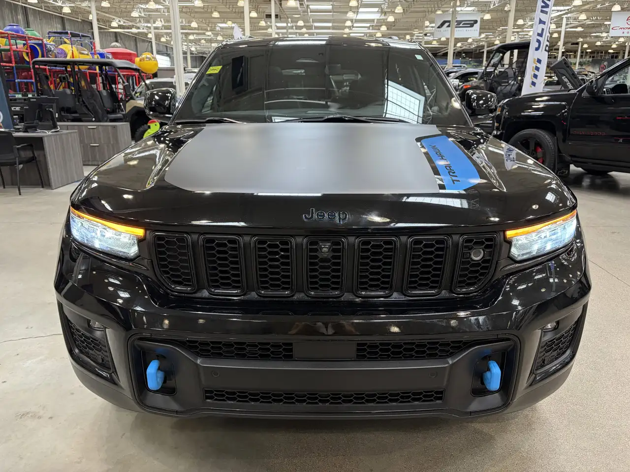 Jeep Grand Cherokee снимка Jeep Grand Cherokee