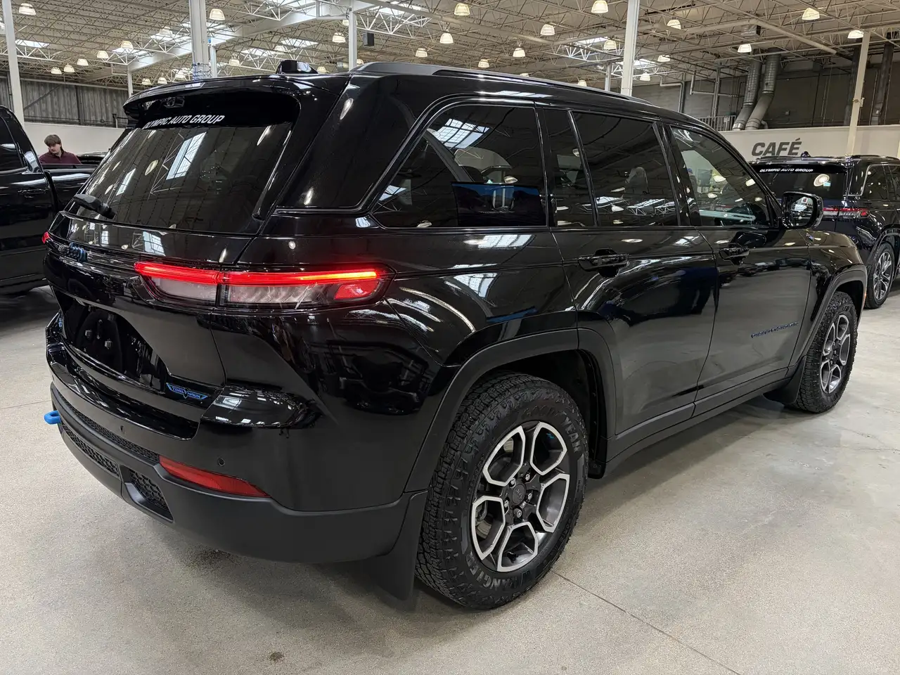 Jeep Grand Cherokee снимка Jeep Grand Cherokee