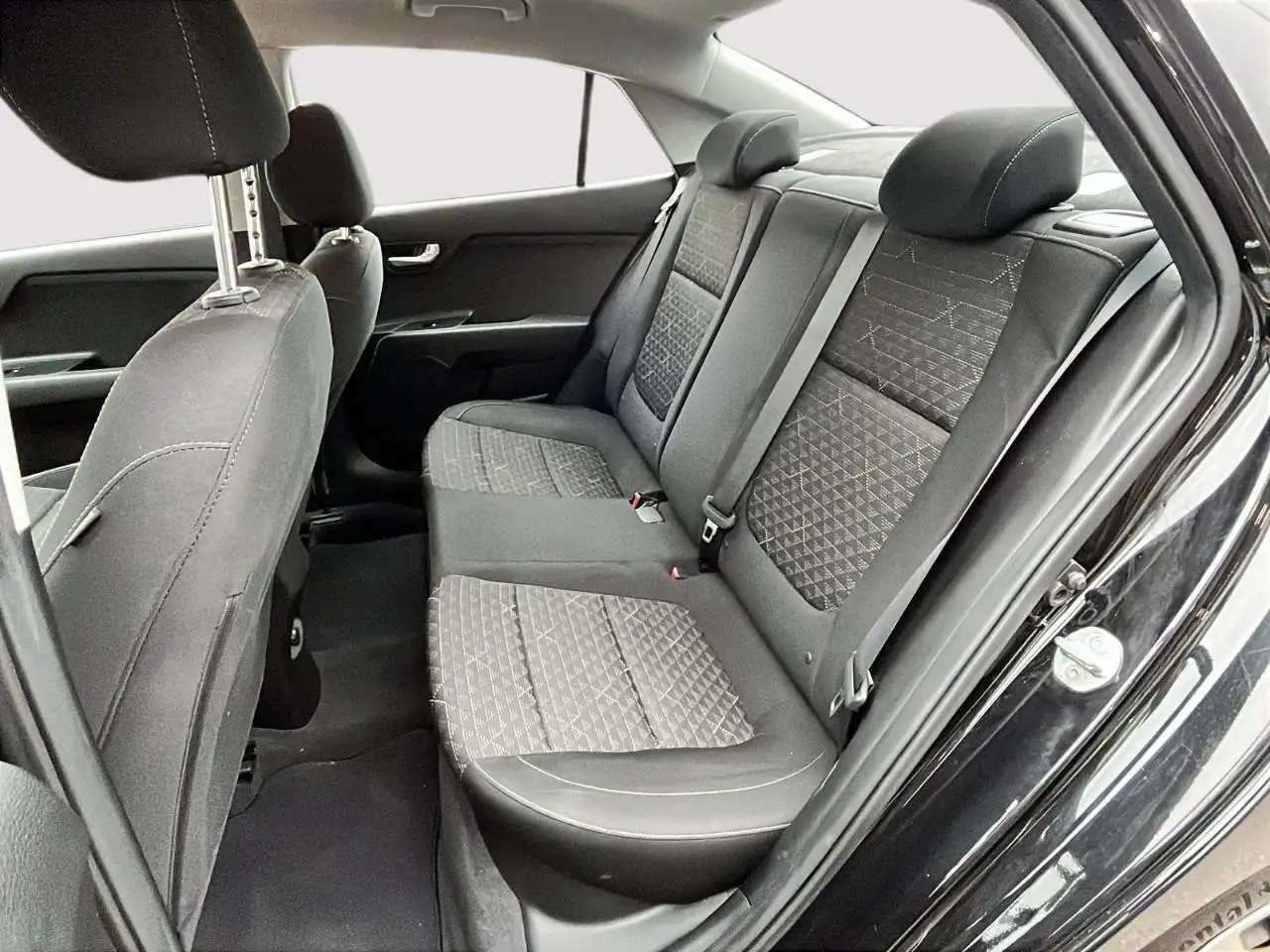 Kia Rio снимка Kia Rio