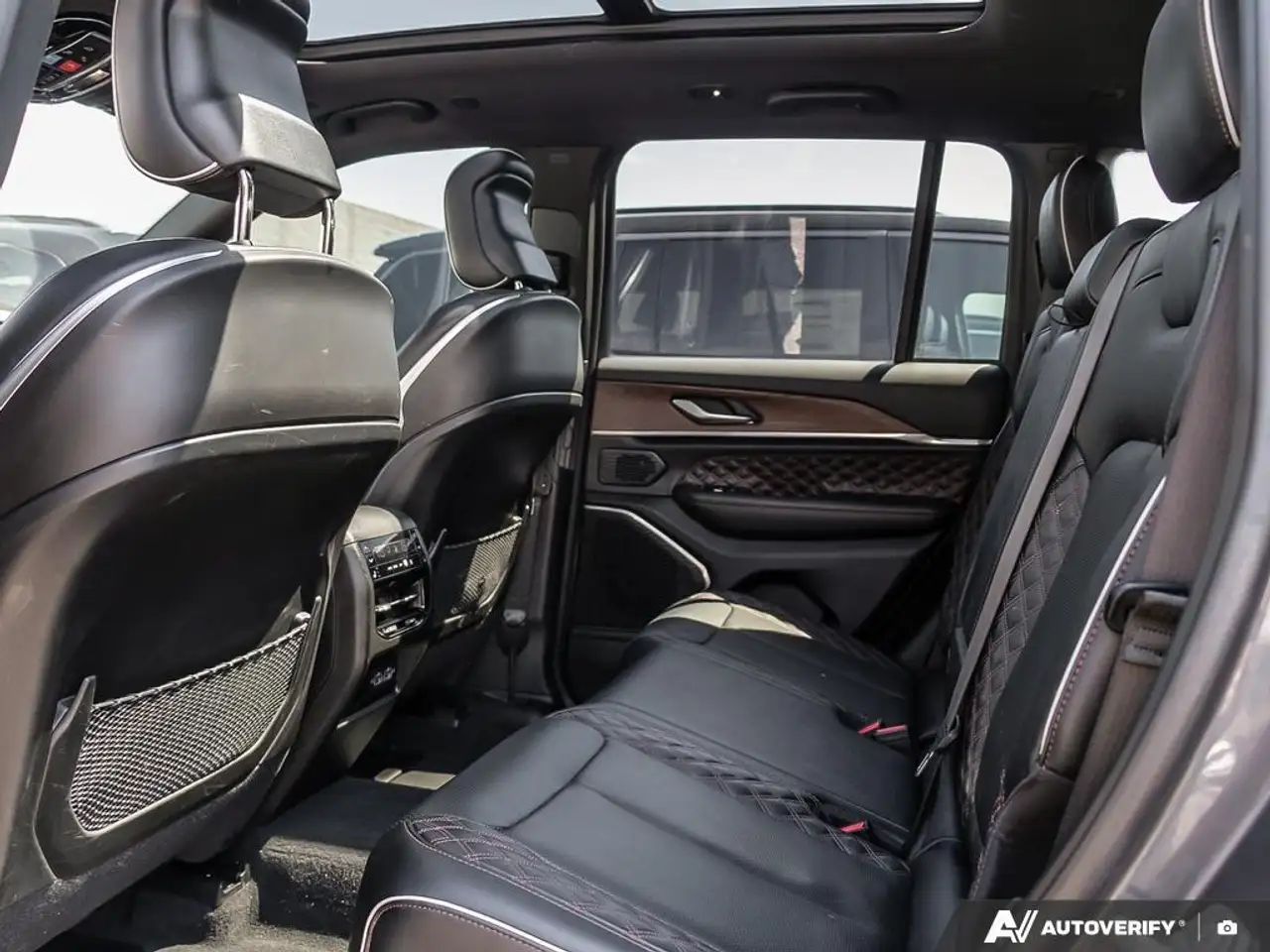 Jeep Grand Cherokee fotografie Jeep Grand Cherokee