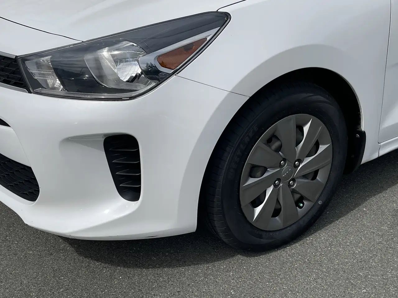 Kia Rio снимка Kia Rio