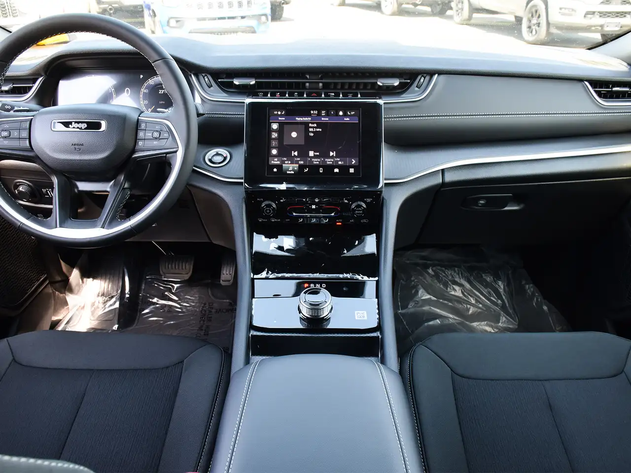Jeep Grand Cherokee снимка Jeep Grand Cherokee
