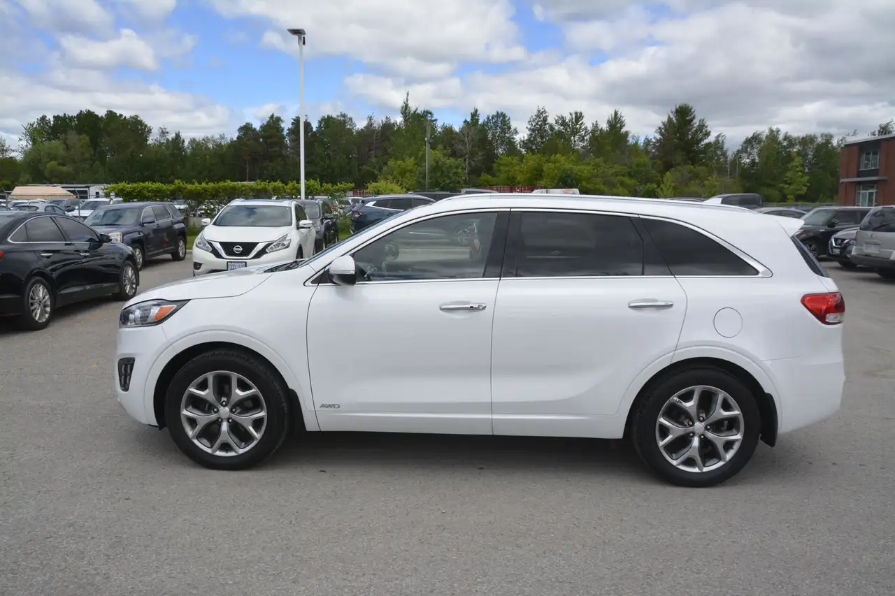 Kia Sorento photo Kia Sorento