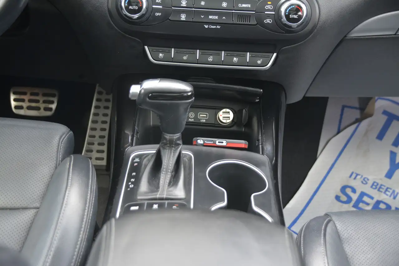 Kia Sorento photo Kia Sorento