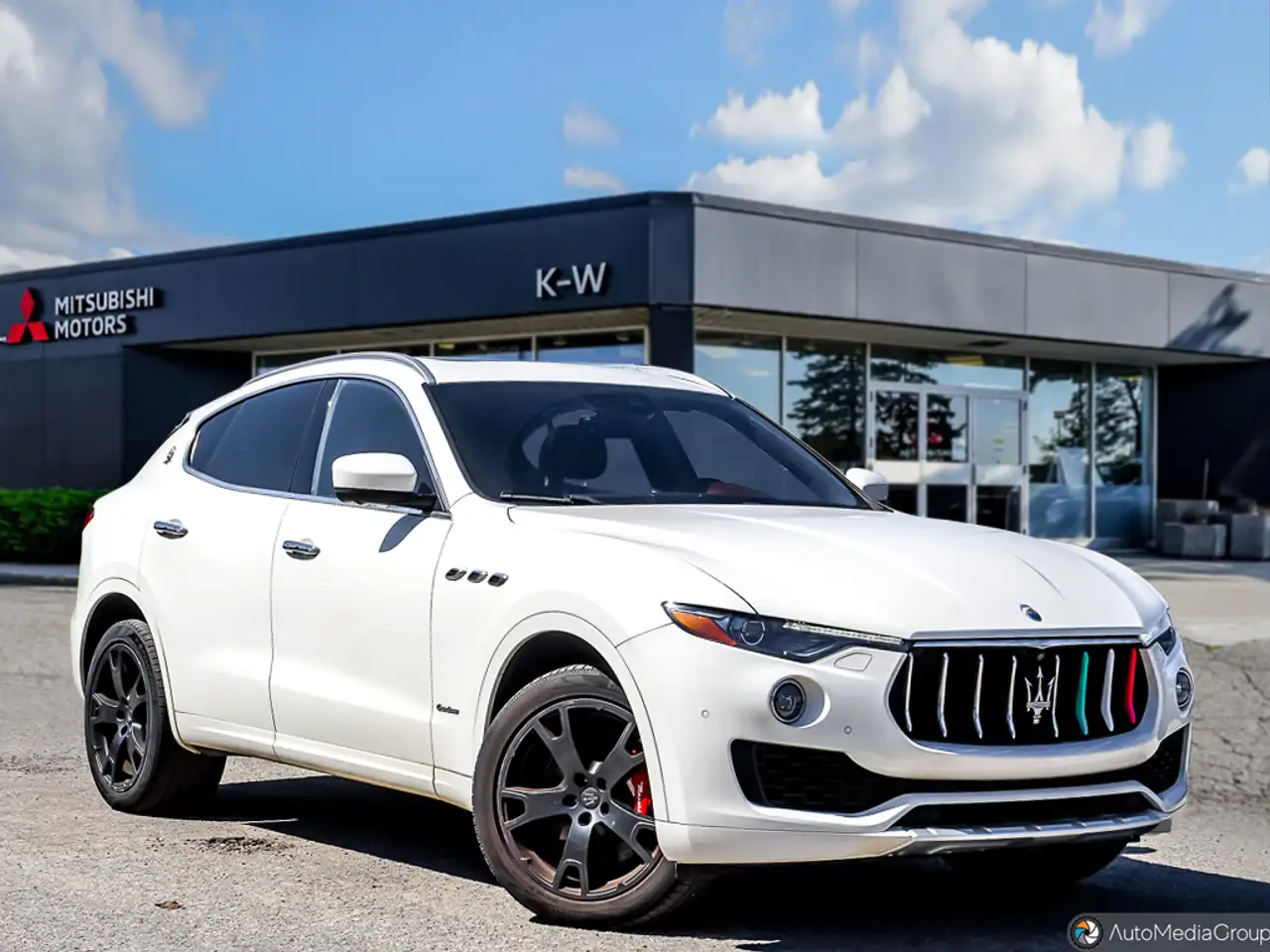 Maserati Levante снимка Maserati Levante