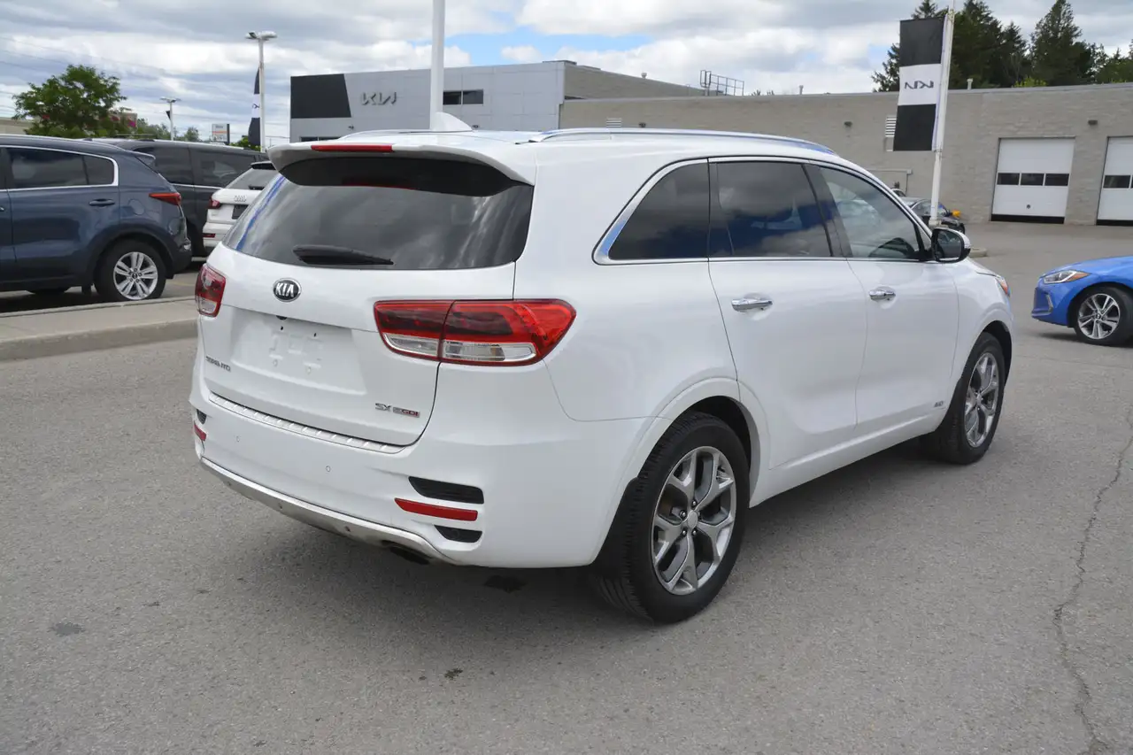 Kia Sorento photo Kia Sorento