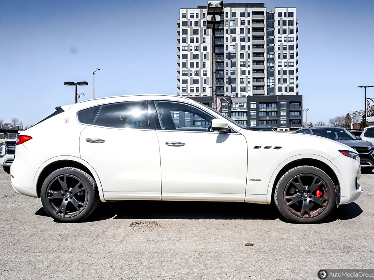 Maserati Levante снимка Maserati Levante