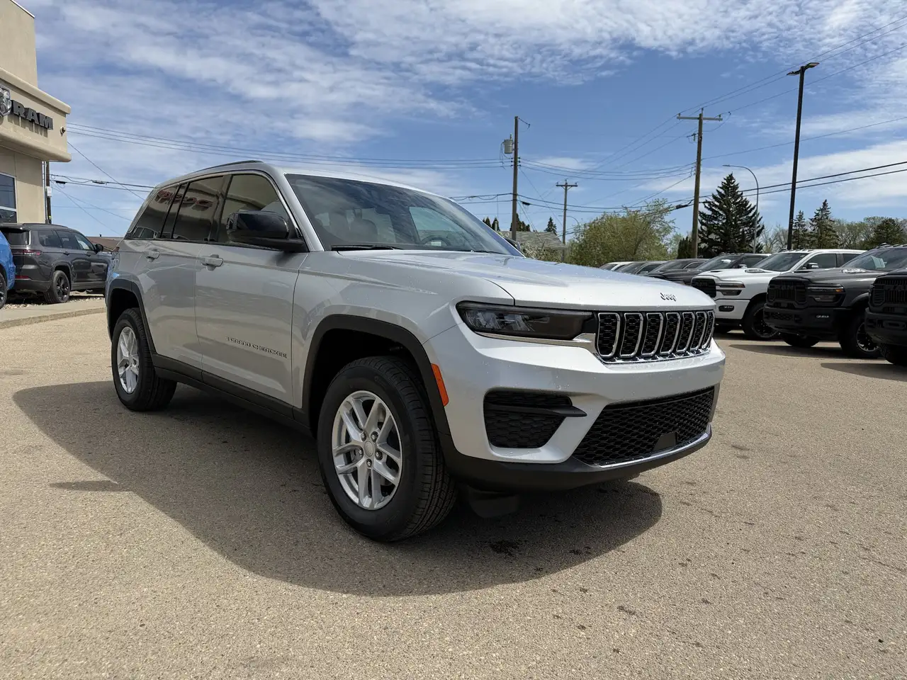 Jeep Grand Cherokee photo Jeep Grand Cherokee