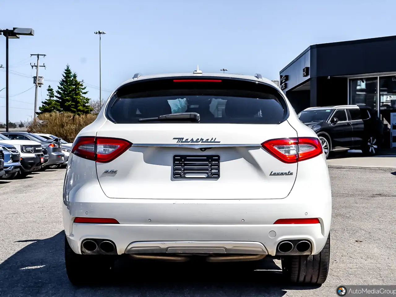 Maserati Levante снимка Maserati Levante