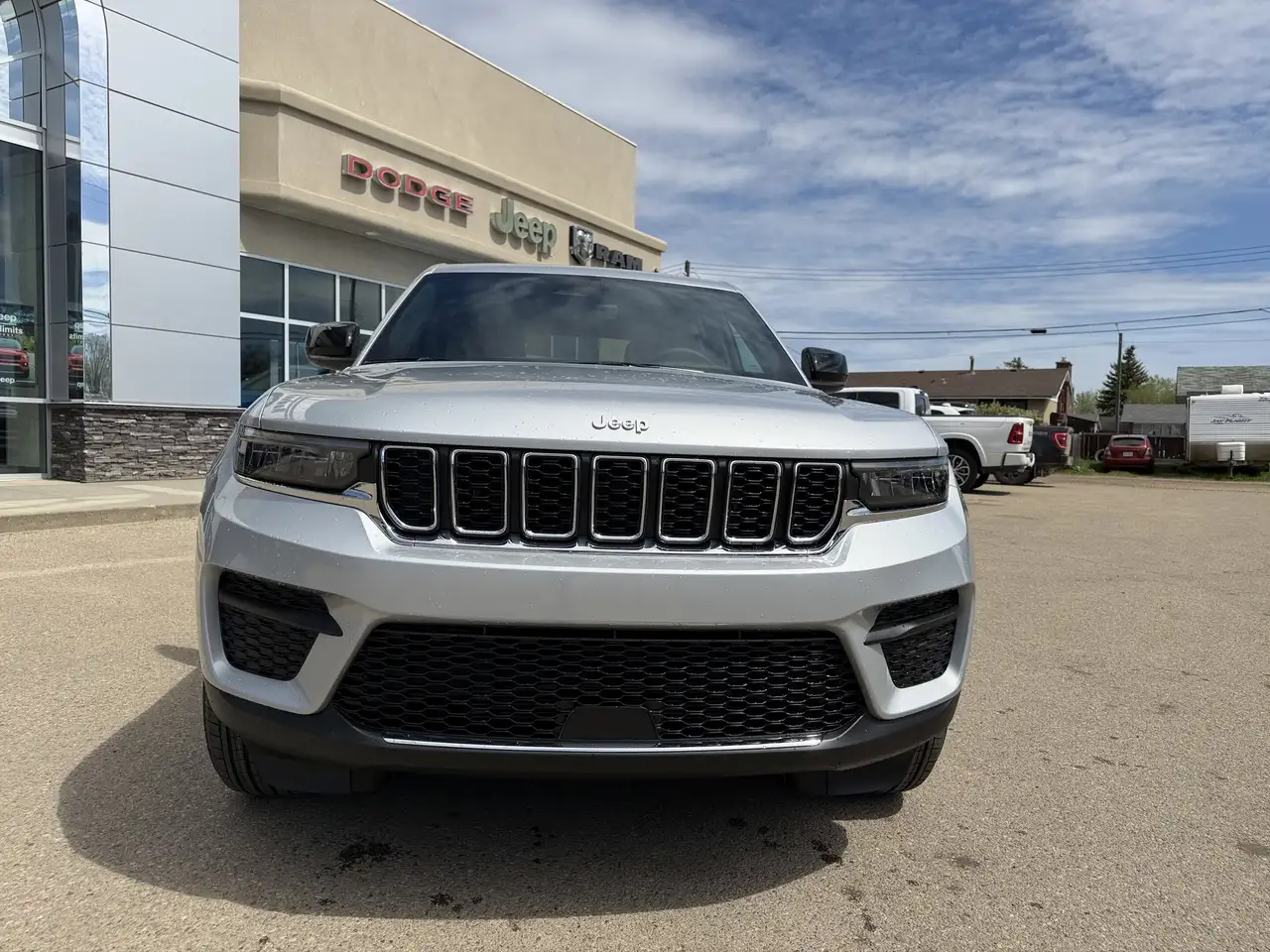 Jeep Grand Cherokee photo Jeep Grand Cherokee
