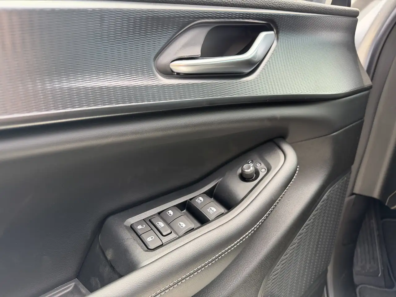 Jeep Grand Cherokee photo Jeep Grand Cherokee