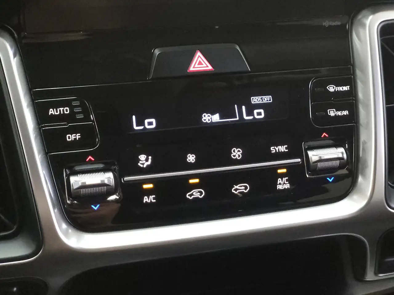 Kia Sorento снимка Kia Sorento