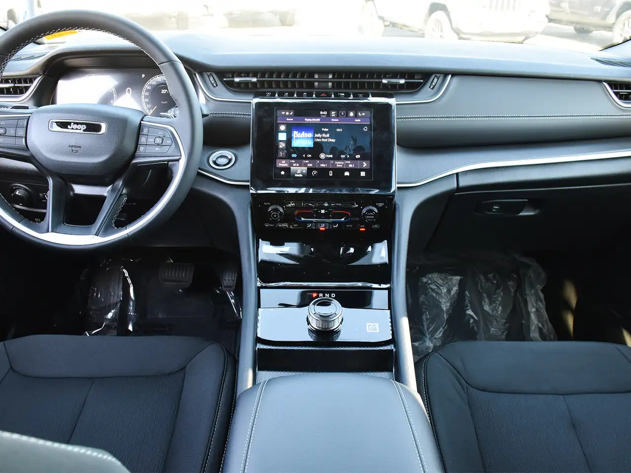 Jeep Grand Cherokee снимка Jeep Grand Cherokee