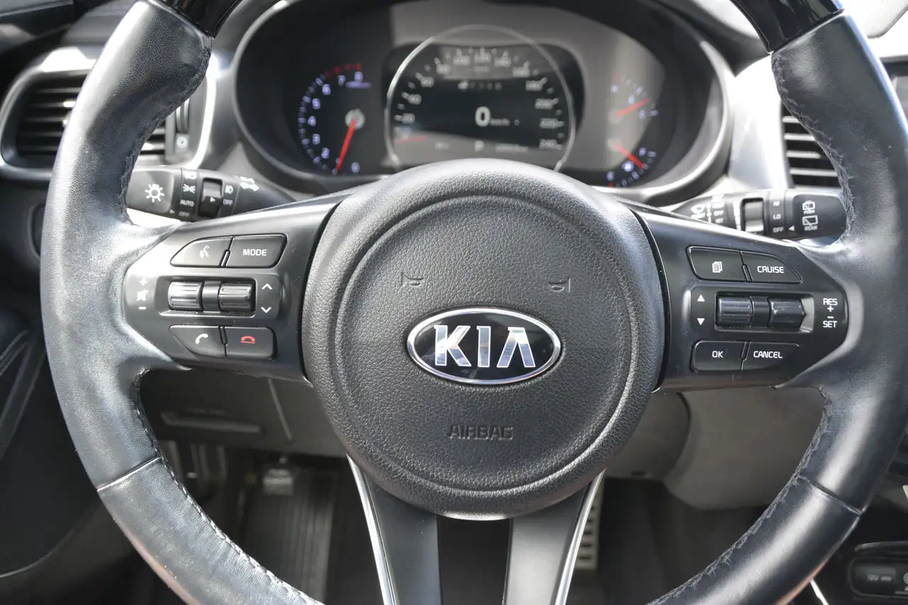 Kia Sorento photo Kia Sorento