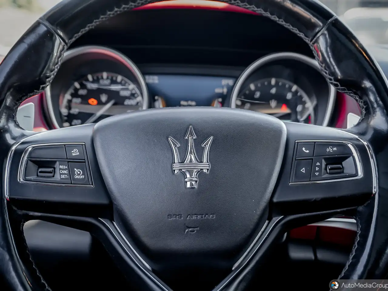 Maserati Levante снимка Maserati Levante