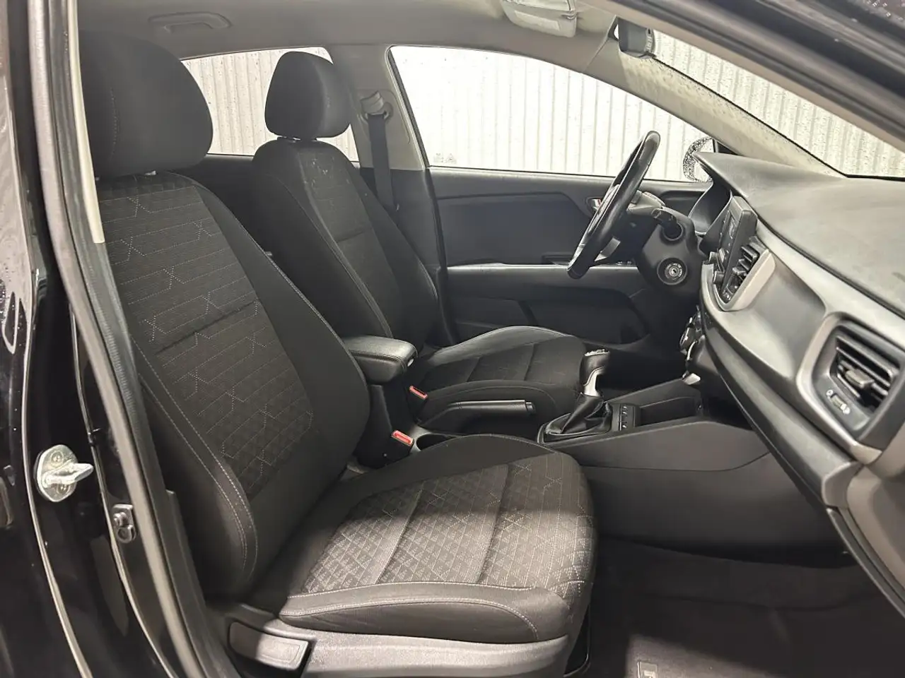 Kia Rio photo Kia Rio