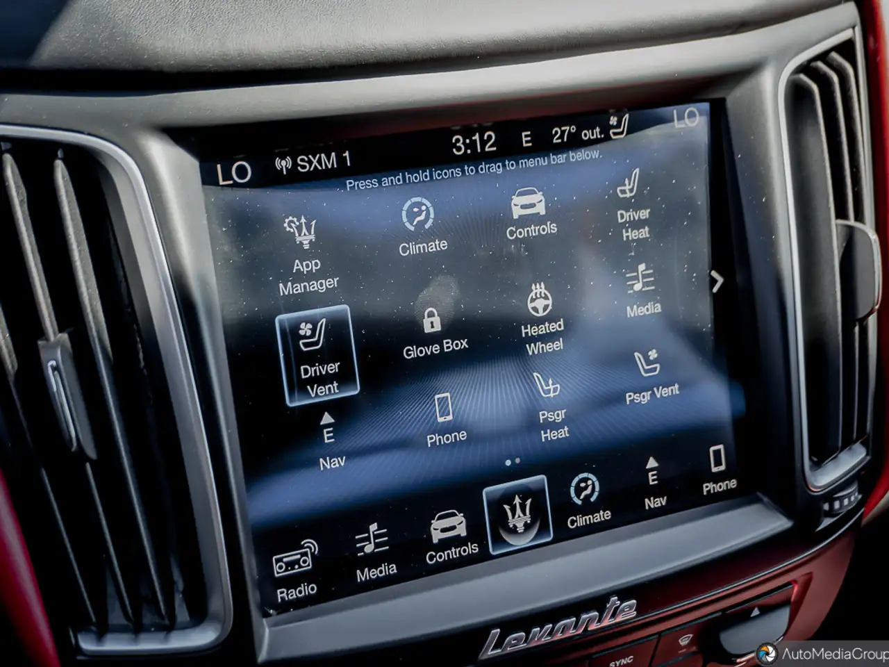 Maserati Levante снимка Maserati Levante
