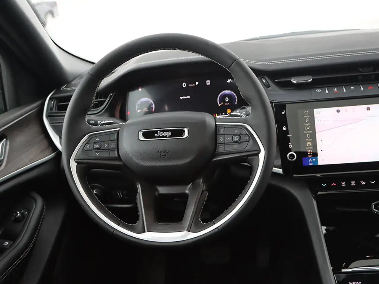 Jeep Grand Cherokee снимка Jeep Grand Cherokee