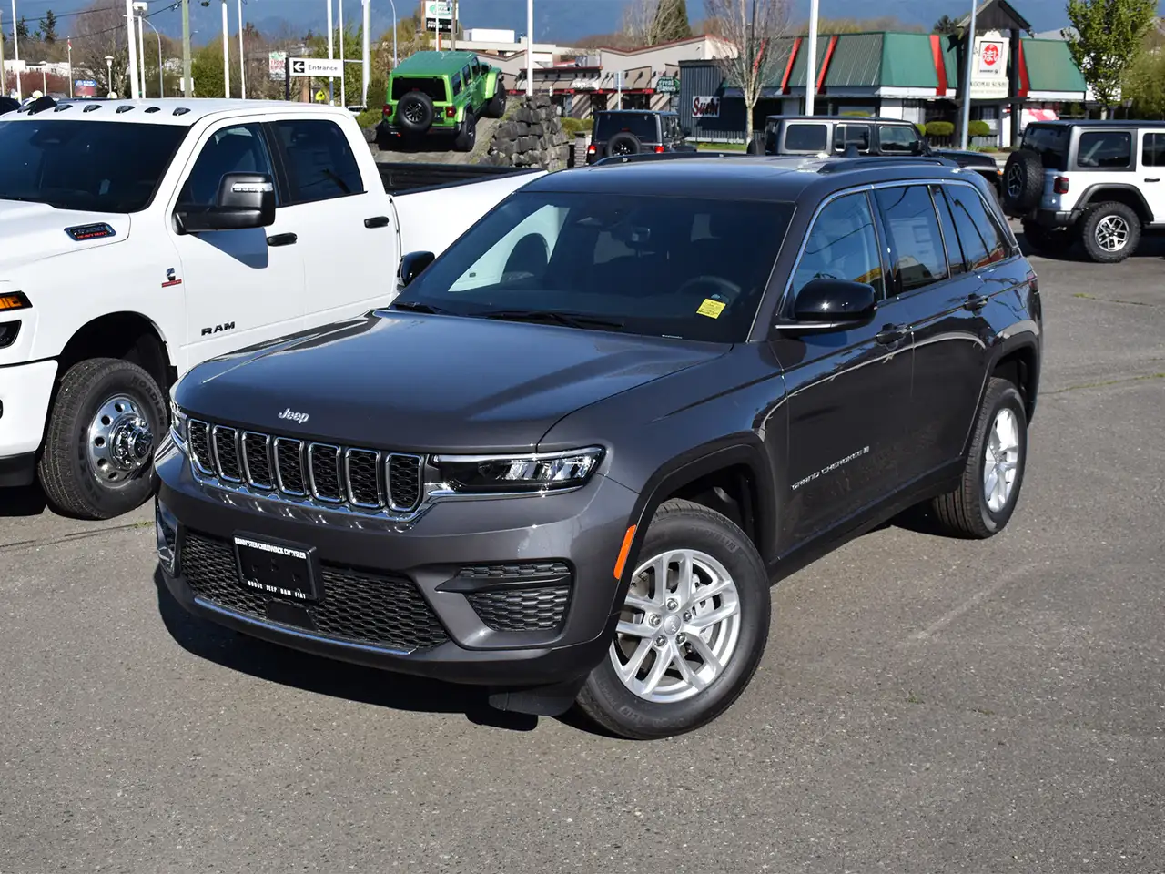 Jeep Grand Cherokee снимка Jeep Grand Cherokee