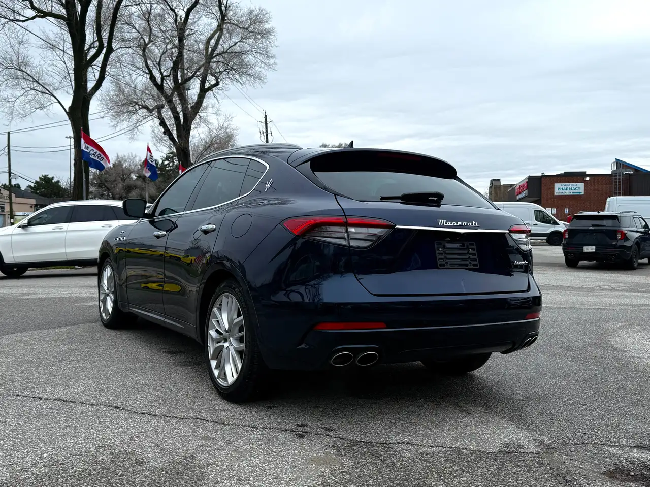 Maserati Levante снимка Maserati Levante
