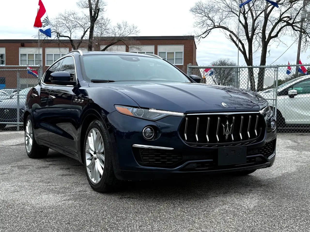 Maserati Levante снимка Maserati Levante