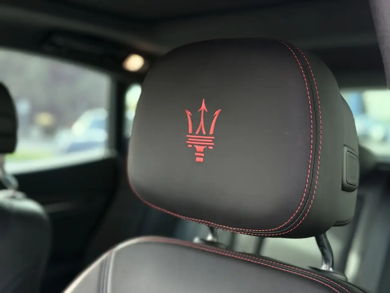 Maserati Levante photo Maserati Levante