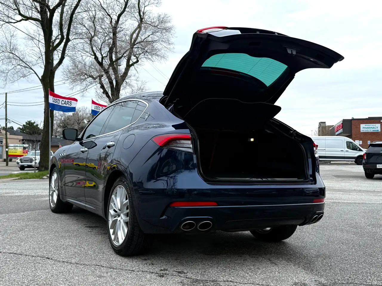 Maserati Levante снимка Maserati Levante