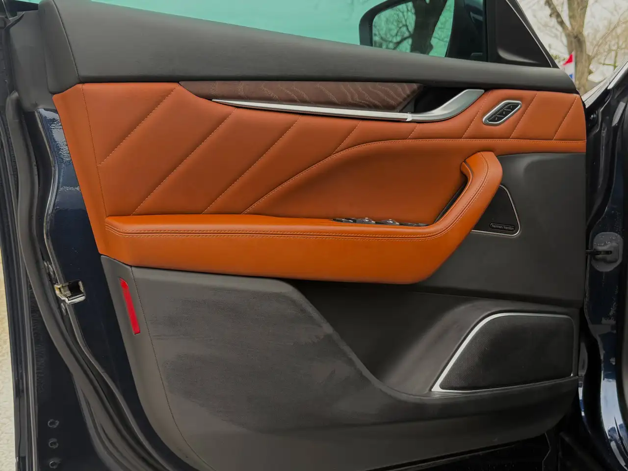 Maserati Levante снимка Maserati Levante
