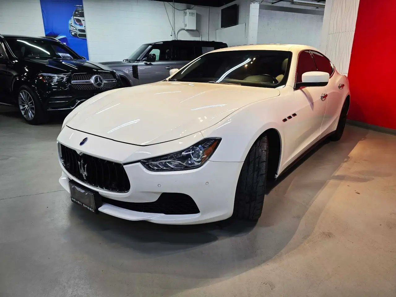 Maserati Ghibli снимка Maserati Ghibli