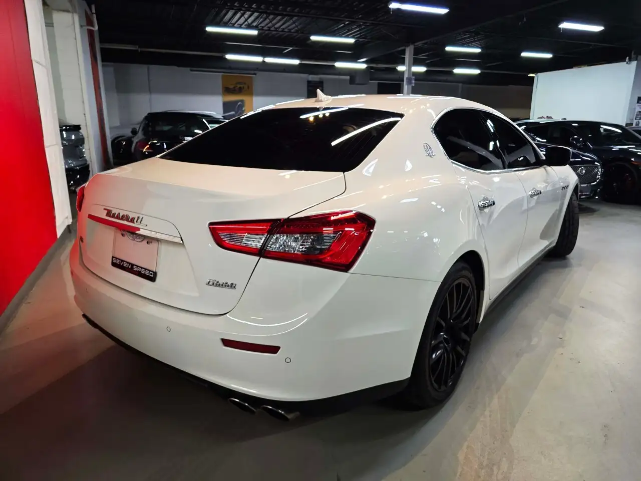 Maserati Ghibli снимка Maserati Ghibli