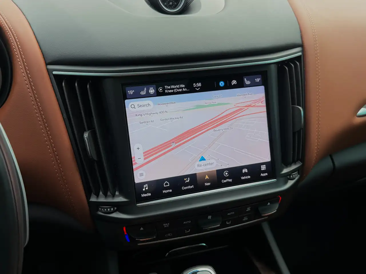 Maserati Levante снимка Maserati Levante
