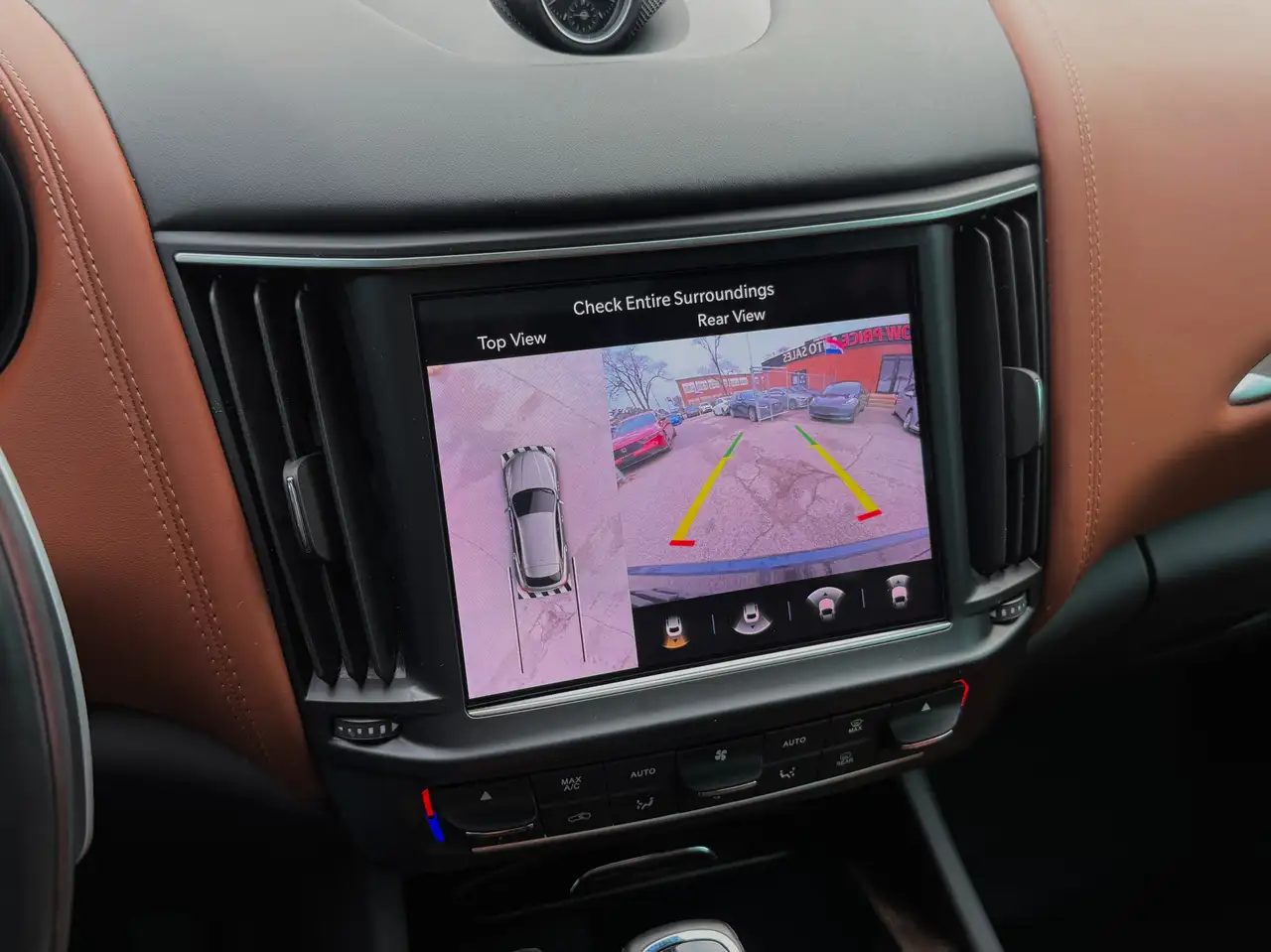 Maserati Levante снимка Maserati Levante