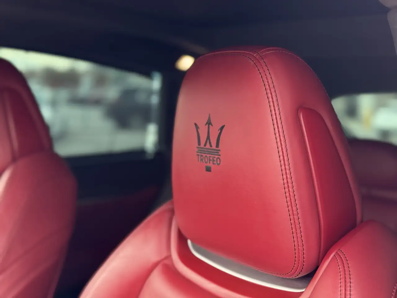 Maserati Levante снимка Maserati Levante