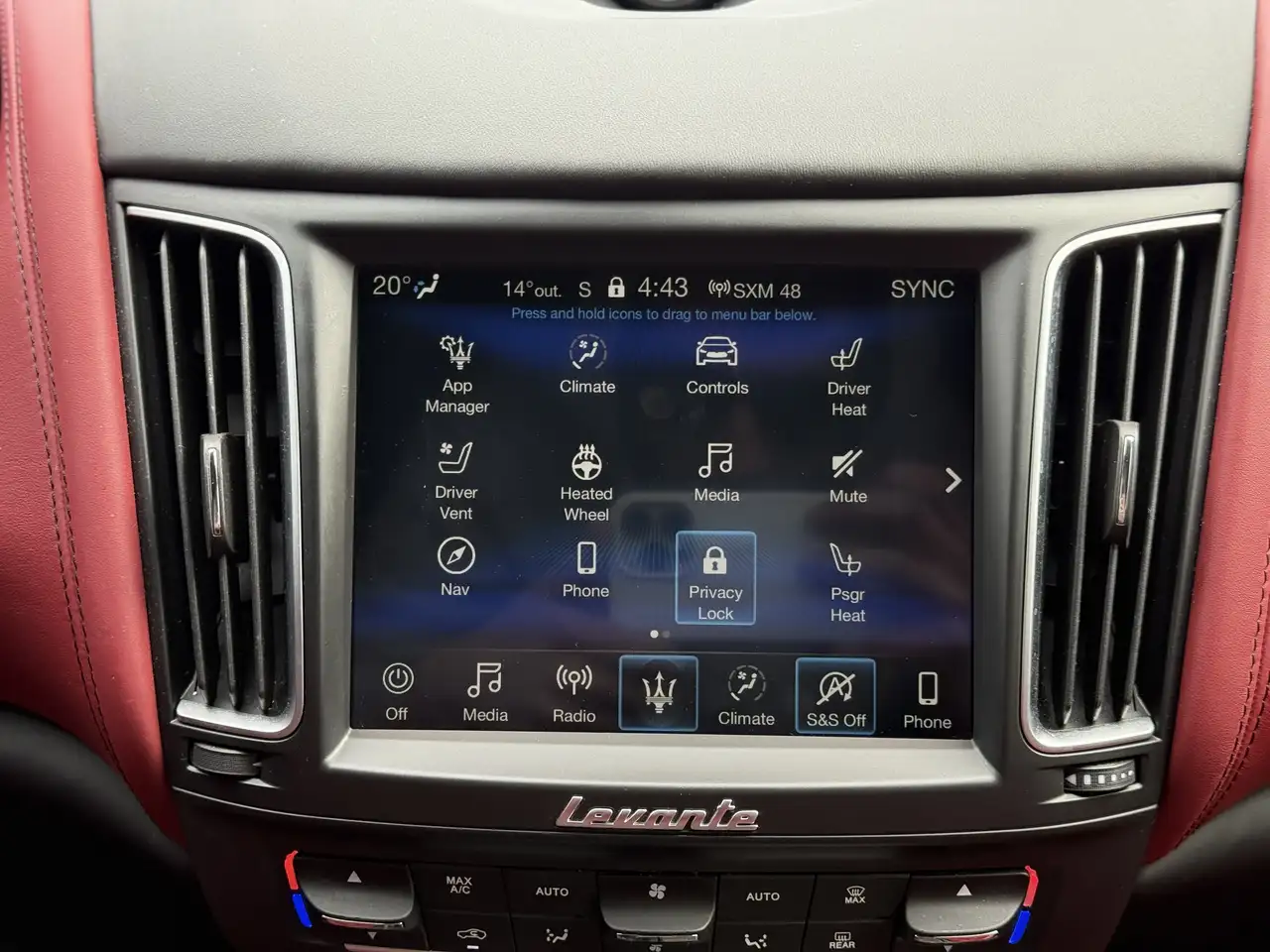 Maserati Levante снимка Maserati Levante