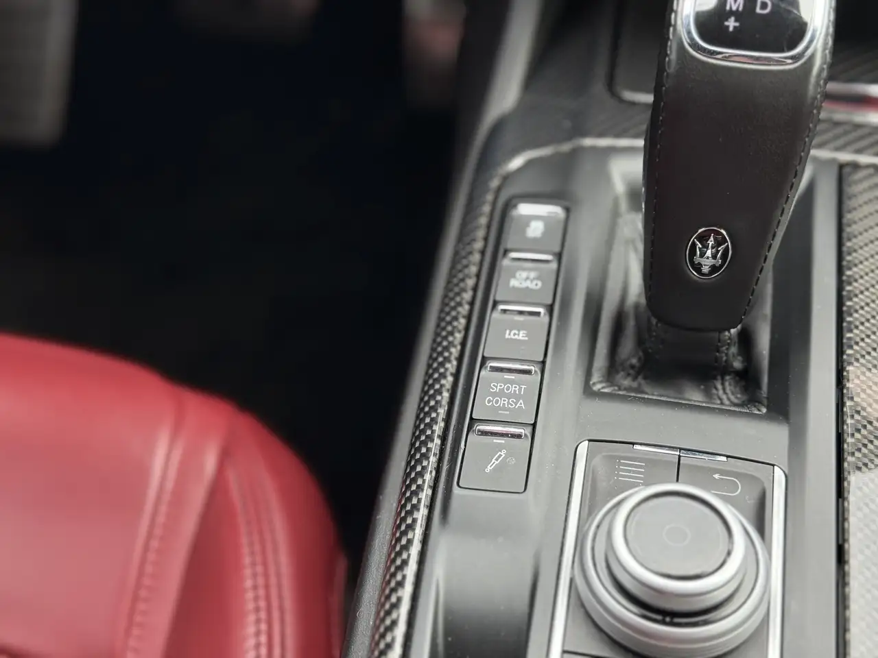 Maserati Levante снимка Maserati Levante