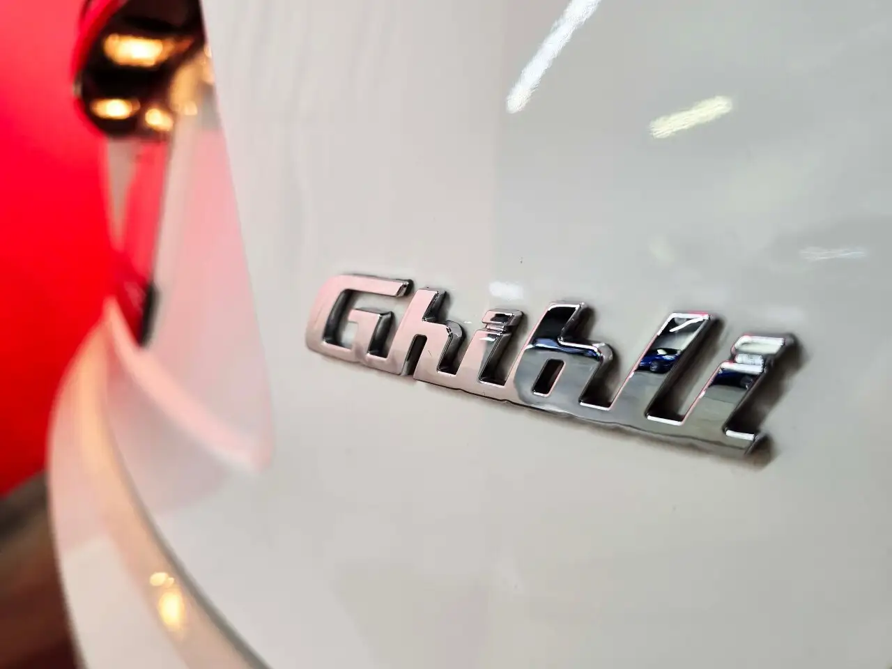Maserati Ghibli снимка Maserati Ghibli