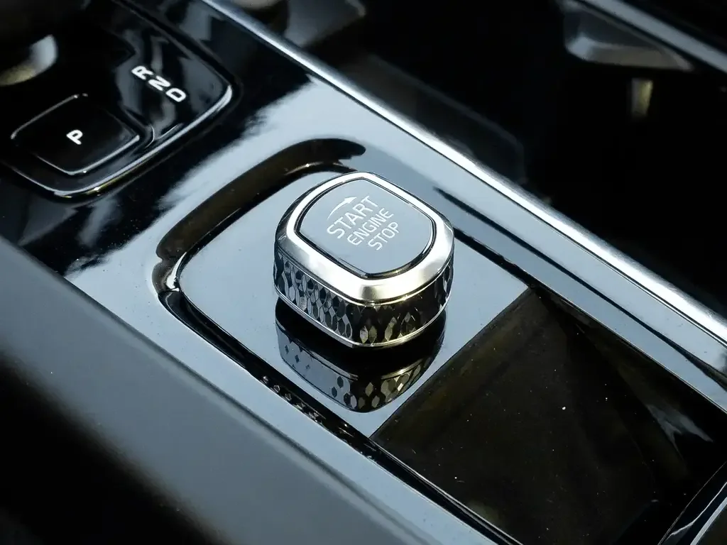 Volvo XC60 снимка Volvo XC60