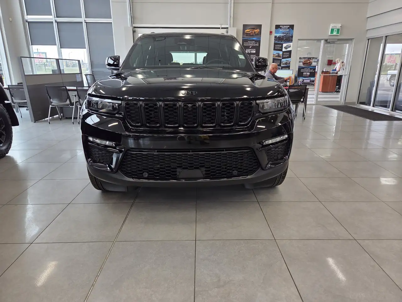 Jeep Grand Cherokee снимка Jeep Grand Cherokee