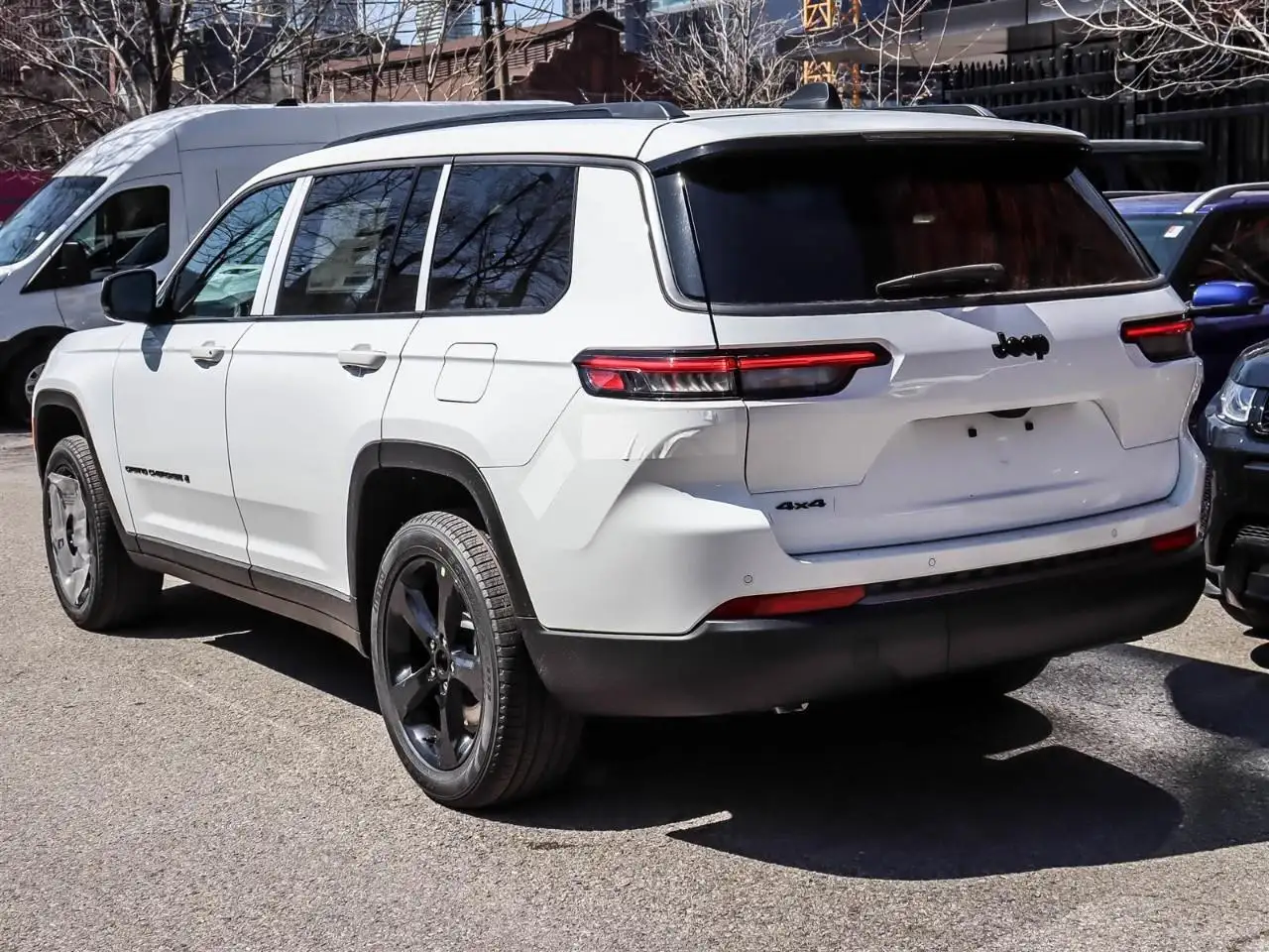 Jeep Grand Cherokee снимка Jeep Grand Cherokee