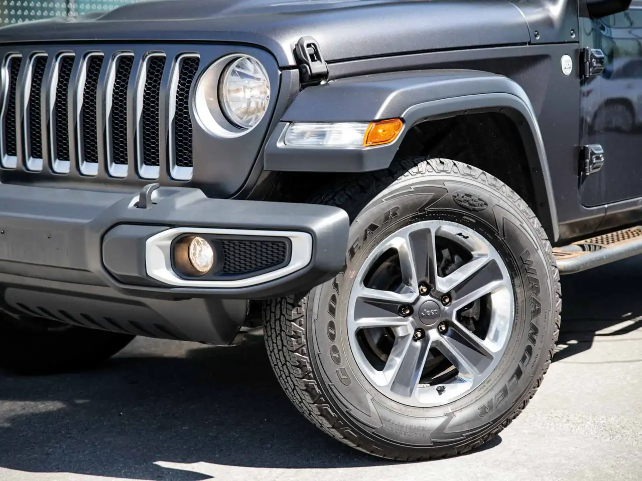 Jeep Wrangler снимка Jeep Wrangler