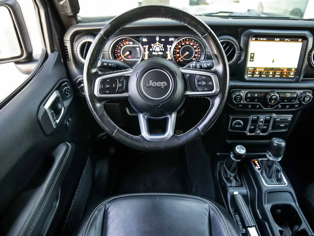 Jeep Wrangler снимка Jeep Wrangler