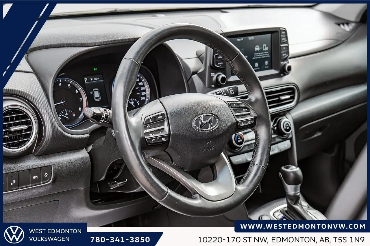 Hyundai KONA снимка Hyundai KONA