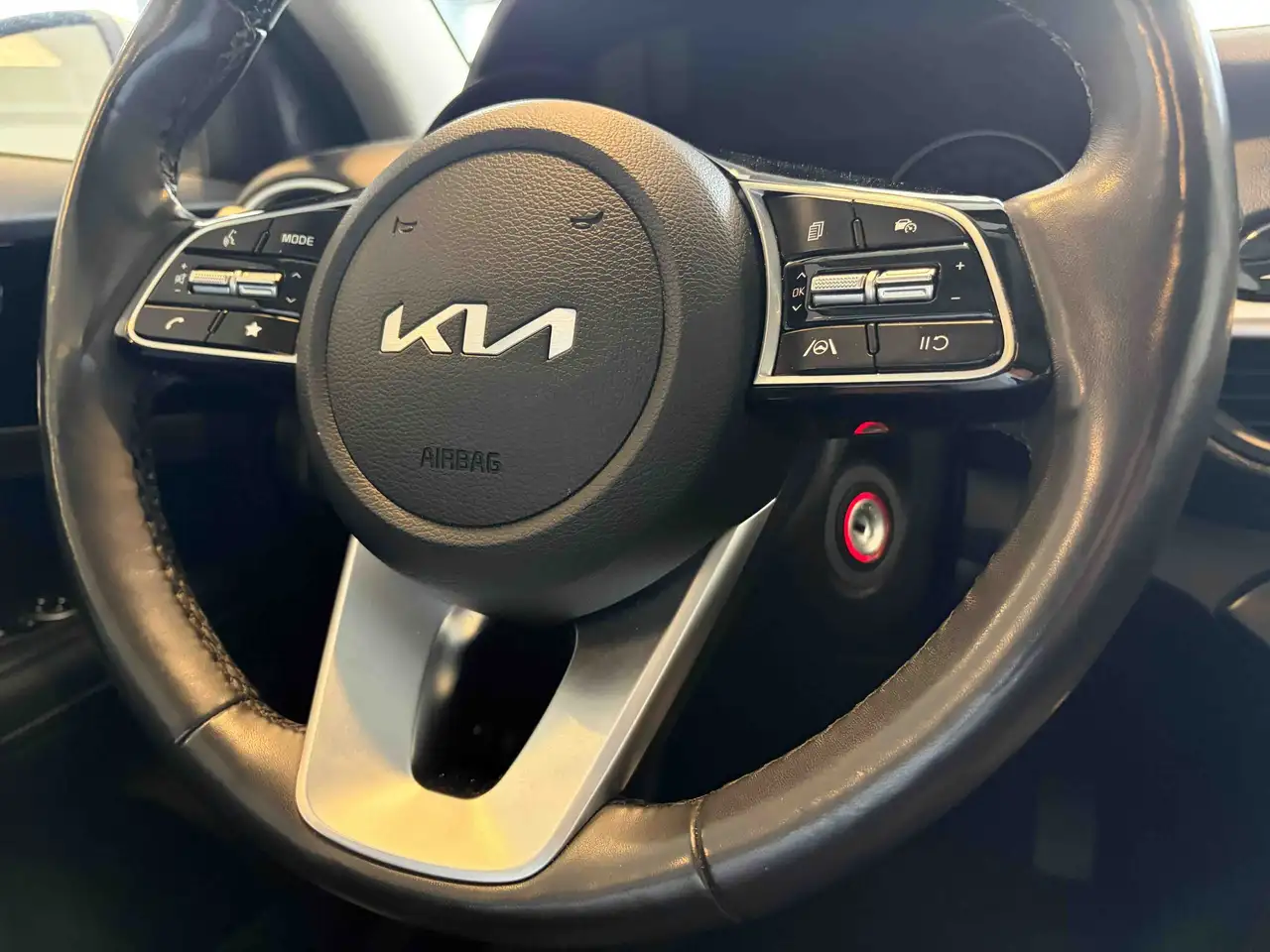 Kia Forte снимка Kia Forte