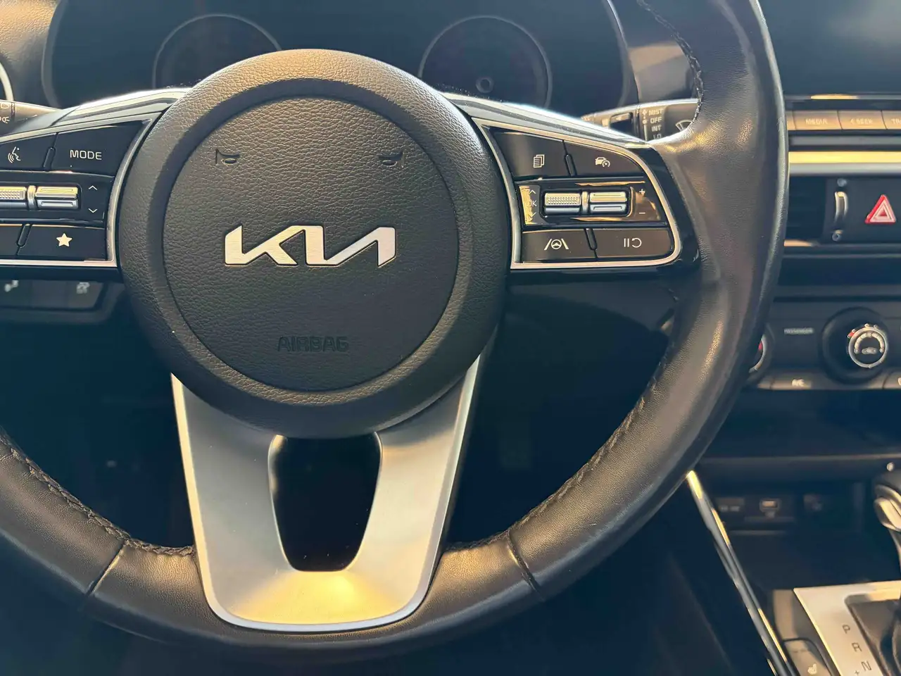 Kia Forte снимка Kia Forte