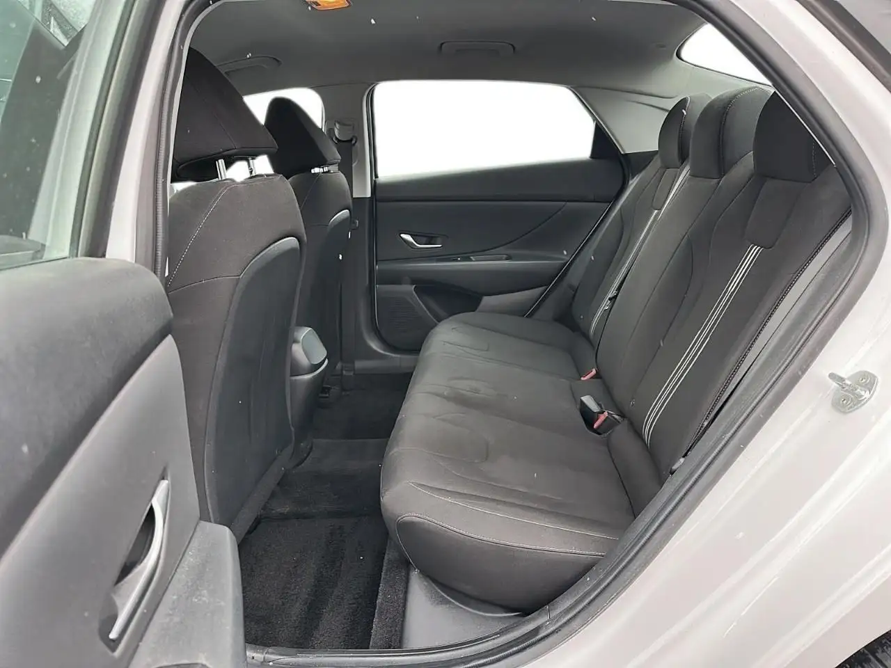 Hyundai ELANTRA снимка Hyundai ELANTRA