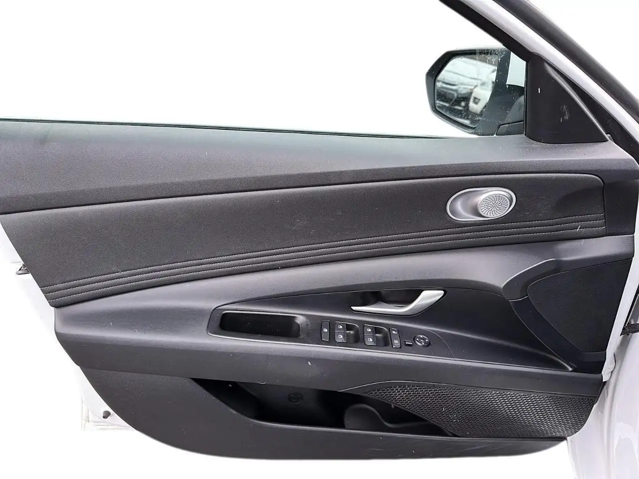 Hyundai ELANTRA снимка Hyundai ELANTRA