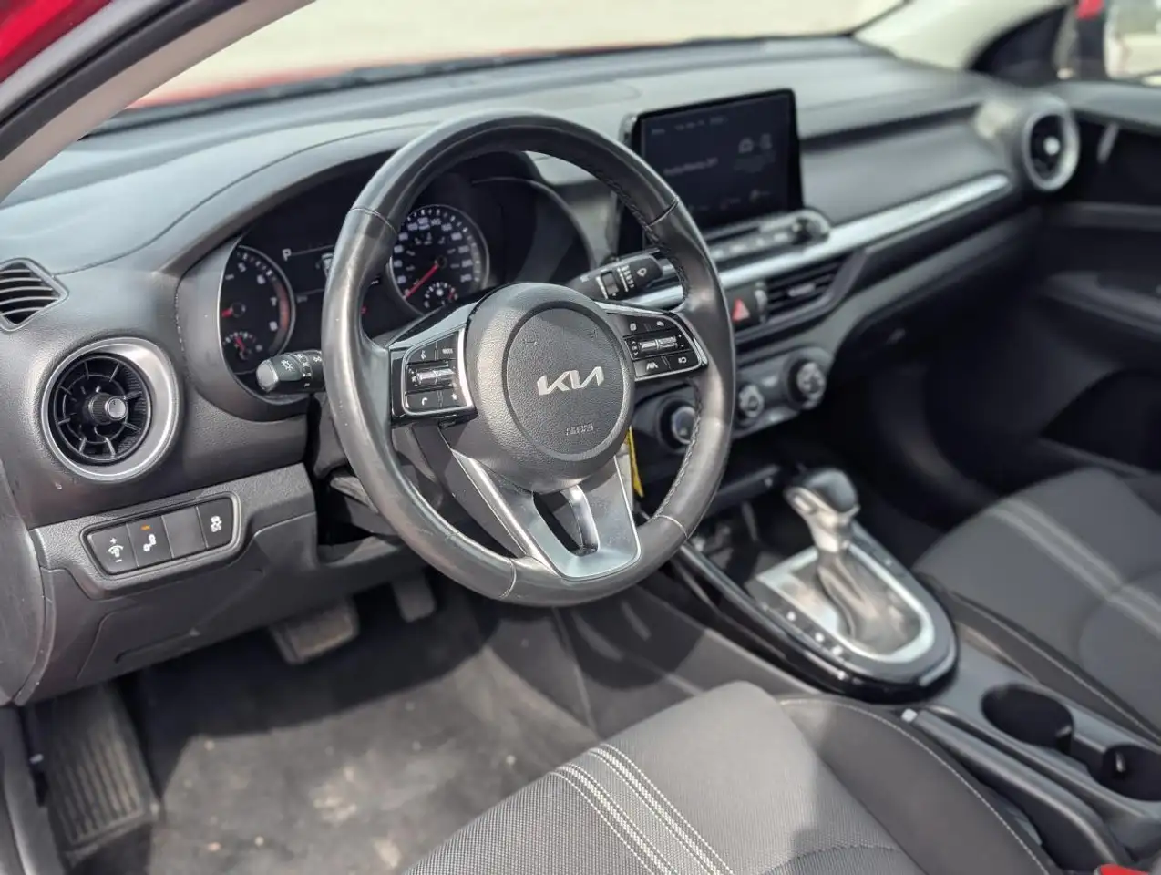 Kia Forte снимка Kia Forte